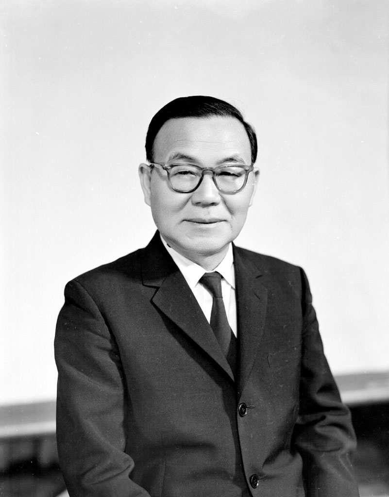 윤보선 프로필 사진